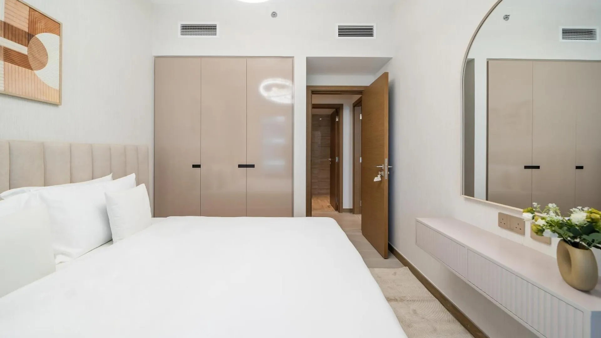 Modern 2Br Missoni Design Canal-Side Elegance Дубай 0*,  ОАЭ
