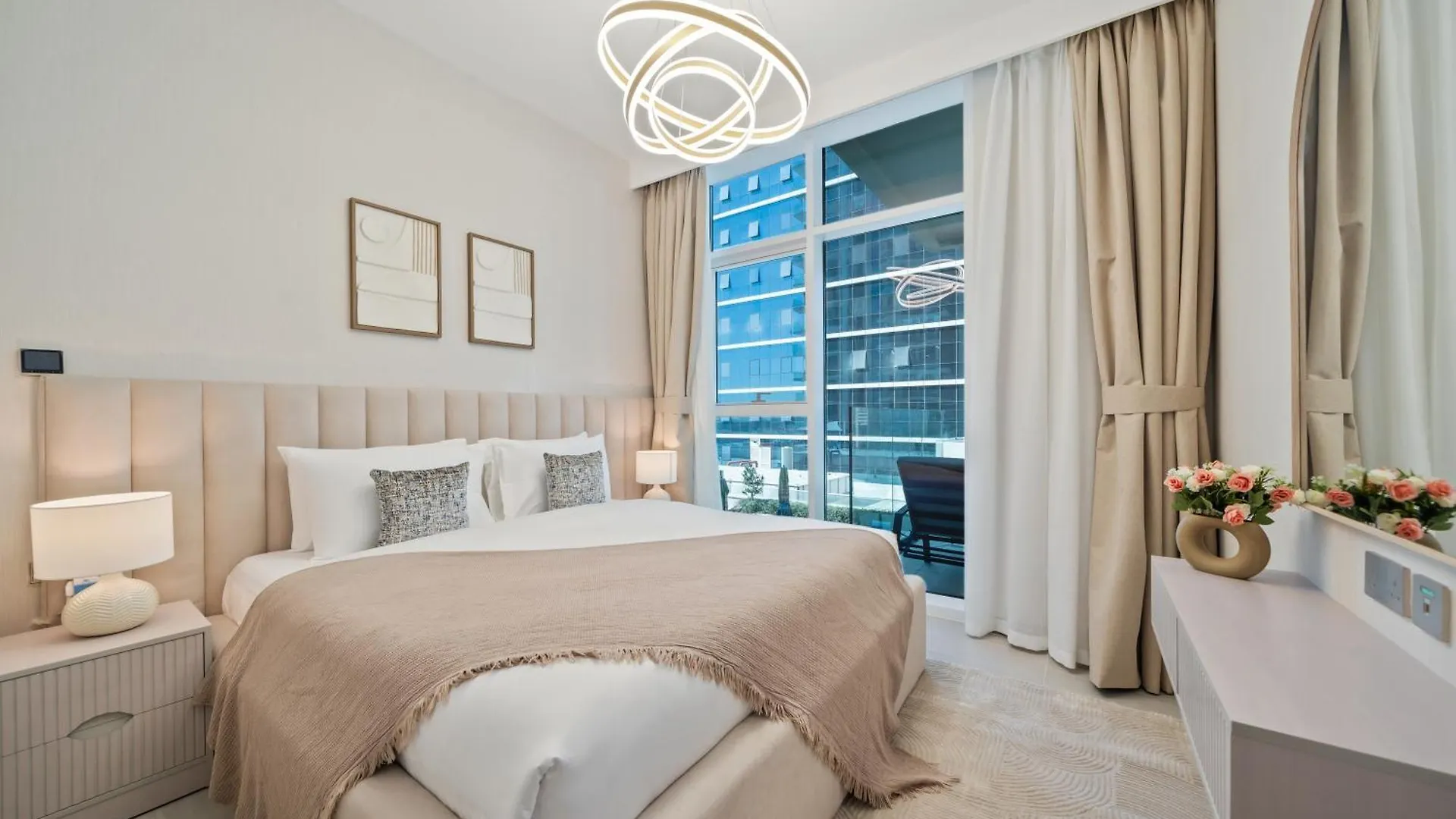 Apartment Modern 2Br Missoni Design Canal-Side Elegance Dubai United Arab Emirates